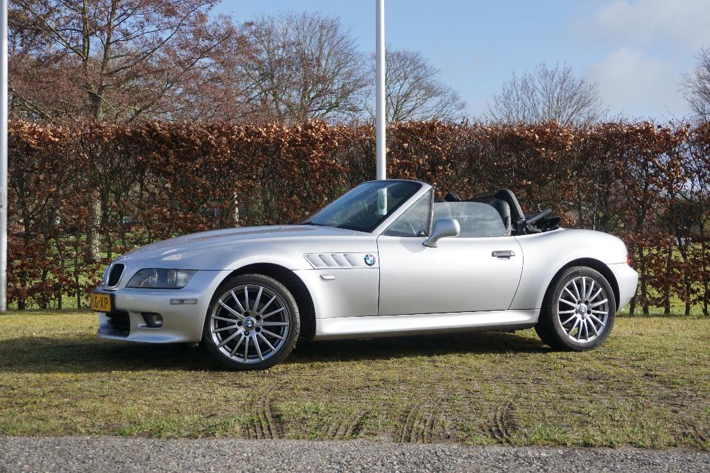 BMW Z3 2.2i Roadster | NAP | Stoelverwarming | Airco |, Auto's, 2171 cc, Achterwielaandrijving, Zwart, Cabriolet