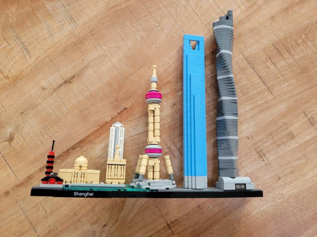 LEGO Architecture Shanghai 21039 - met doos, Kinderen en Baby's, Speelgoed | Duplo en Lego, Ophalen