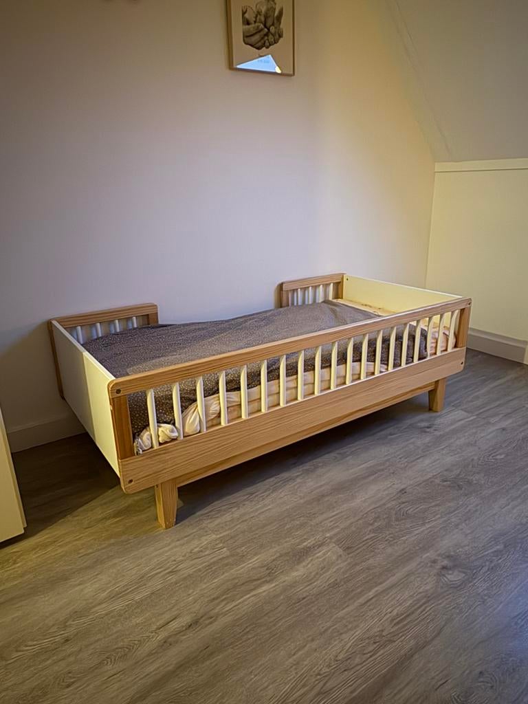 Petite Amelie Peuterbed 140x70 naturel hout/wit incl matras, Gebruikt, 70 tot 85 cm, Matras, 140 tot 160 cm