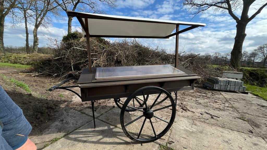 Oude handkar, Ophalen