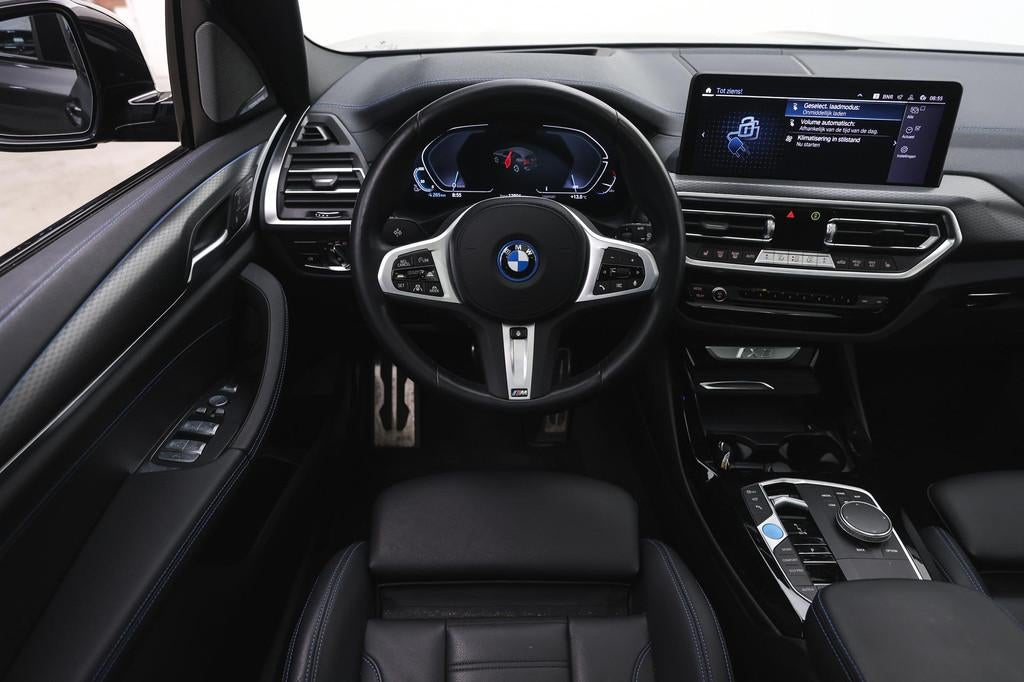 BMW iX3 High Executive / Trekhaak / Sportstoelen / Comfort A, Achterwielaandrijving, Gebruikt, 750 kg, Stoelverwarming