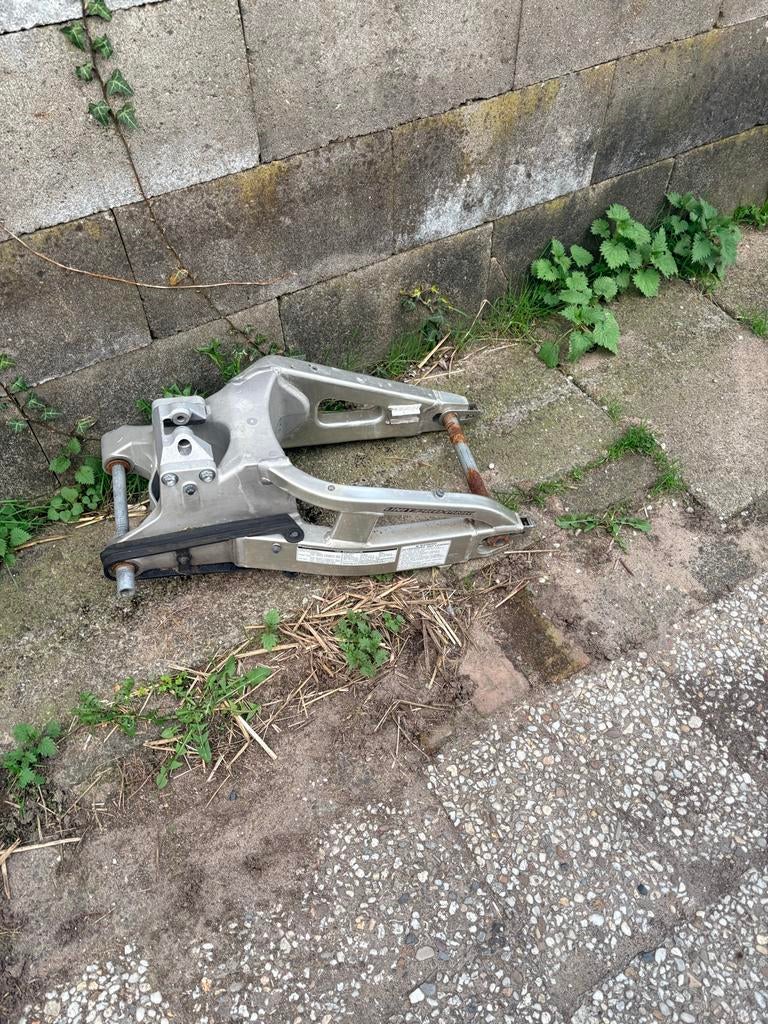 Achterbrug Honda CBR 600 RR (2003-2004) Gebruikt, Motoren, Onderdelen | Honda, Ophalen of Verzenden, Gebruikt