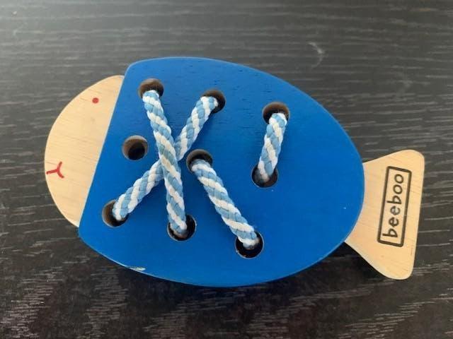 Houten inrijgvisje van BeeBoo zgan , (Sp3), Ophalen of Verzenden, Zo goed als nieuw, Overige typen