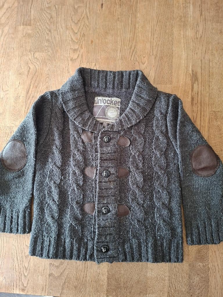 Unlocked gebreide vest grijs kabelsteek elleboogpatches, Anneonline, Steenbergen, Gebruikt, Shop@wesell4u.nl