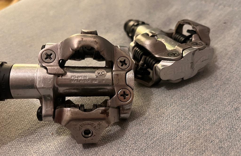 Shimano PD-M520 pedals, Fietsen en Brommers, Fietsaccessoires | Fietstassen, Ophalen of Verzenden, Gebruikt, SHIMANO
