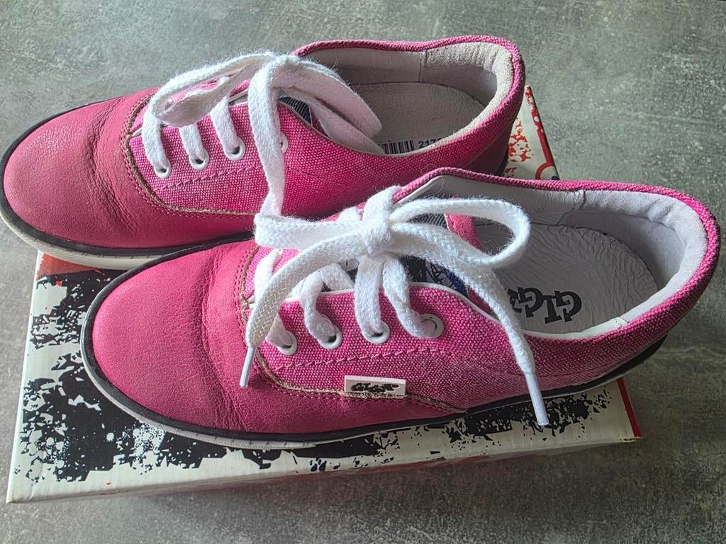 Giga seda fuxia kinderschoenen maat 32 nieuw in doos, Kinderen en Baby's, Kinderkleding | Schoenen en Sokken, Meisje, Nieuw, Ophalen of Verzenden