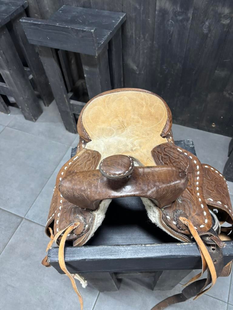 Lederen zadel decoratie/mancave, Dieren en Toebehoren, Ophalen of Verzenden, Gebruikt, Western