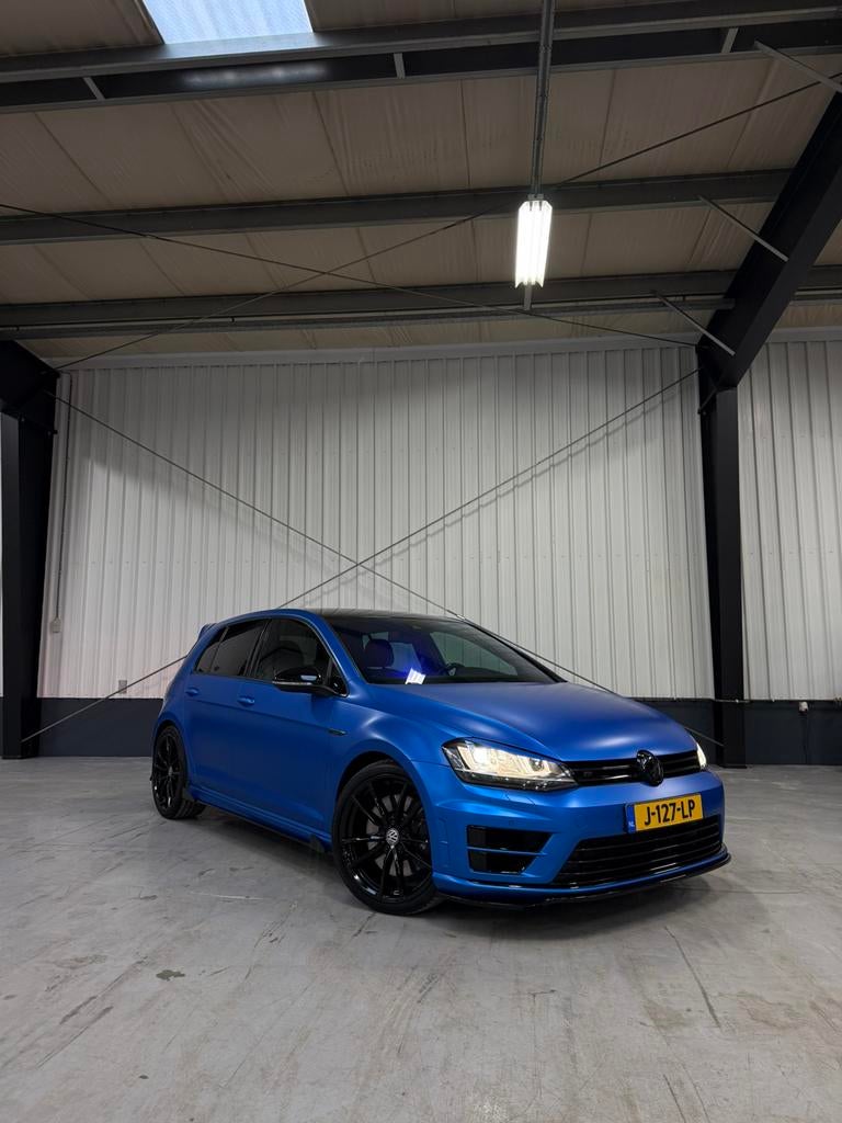 Volkswagen Golf 2.0 TSI R 4MOTION DSG 2016, Automaat, Zwart, 4 cilinders, 1984 cc