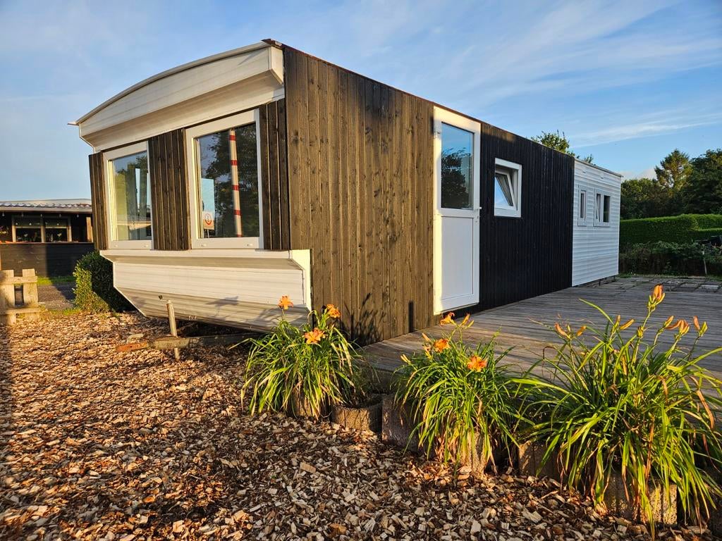 Stacaravan aan het water op camping 'oan de swemmer', Tot en met 2