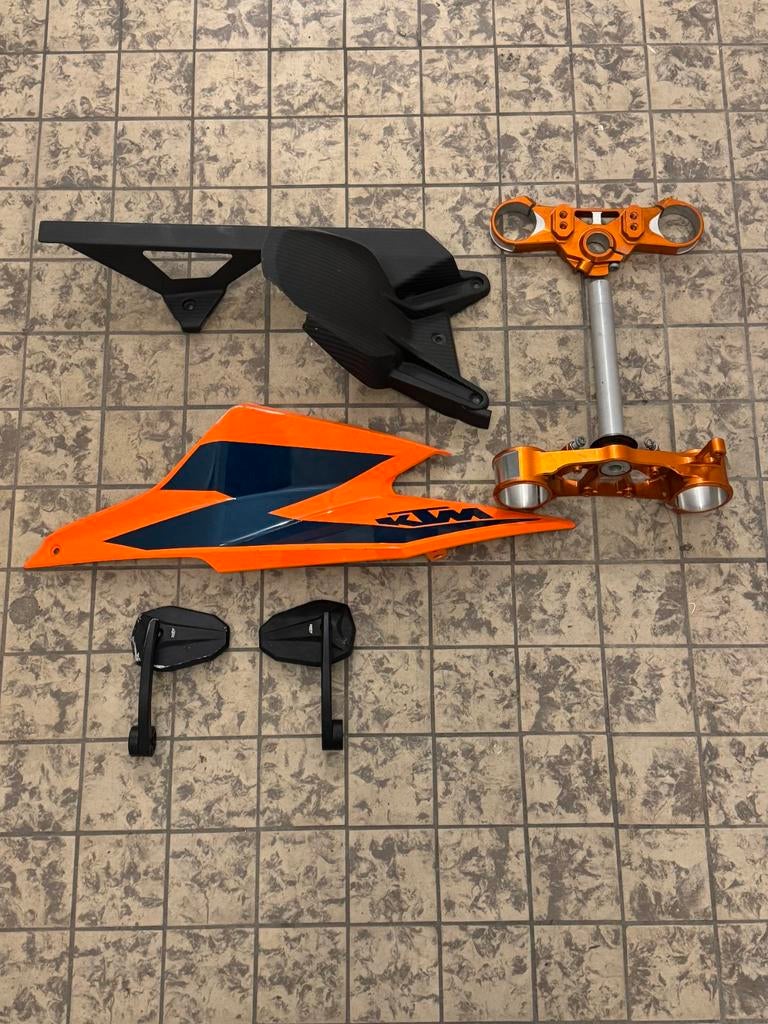 KTM Super Duke 1290 onderdelen triple clamp spiegels, Motoren, Accessoires | Overige, Zo goed als nieuw, Ophalen of Verzenden