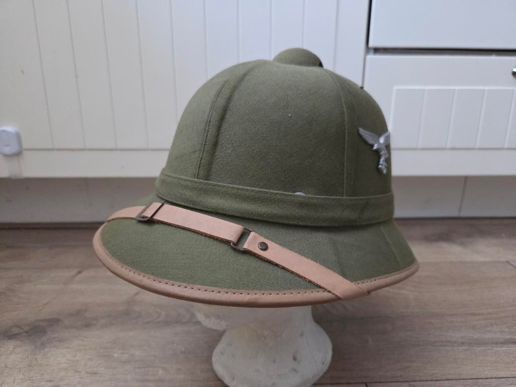 Duitse Tropenhelm Luftwaffe - 1e model groen, Verzamelen, Militaria | Tweede Wereldoorlog, Ophalen of Verzenden, Luchtmacht, Duitsland