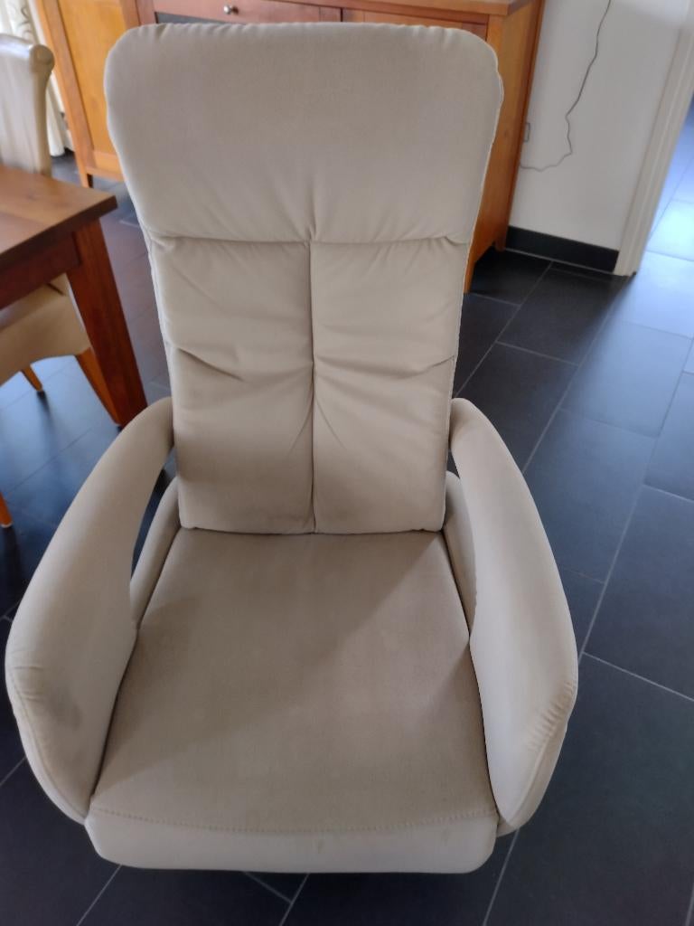 Hukla relax draaifauteuil - large, Huis en Inrichting, Fauteuils, Zo goed als nieuw, Stof, 50 tot 75 cm, 75 tot 100 cm, Ophalen