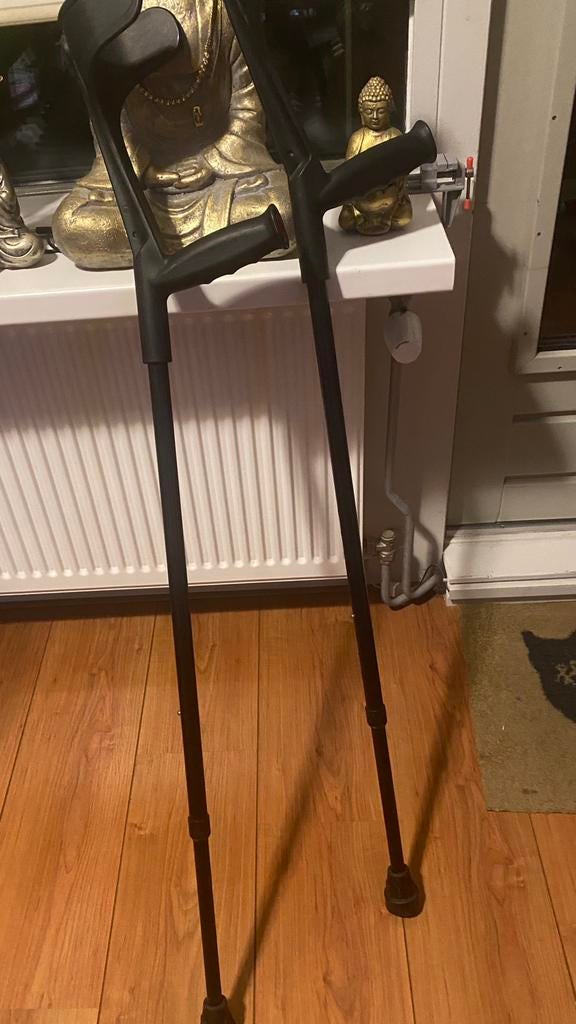 Loopkrukken elleboogkrukken  set, Ophalen, In hoogte verstelbaar, Zo goed als nieuw