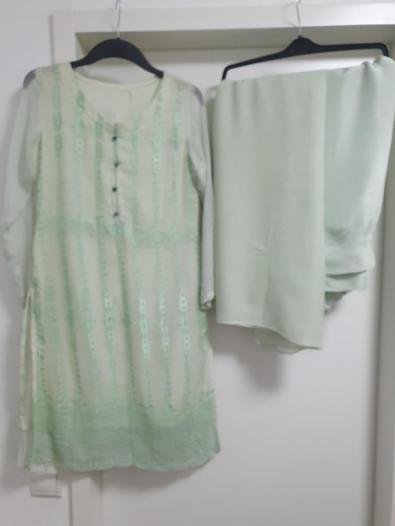Chiffon 3-delig geborduurd kameez pak - maat S, Ophalen of Verzenden, Zo goed als nieuw, Maat 36 (S), Groen