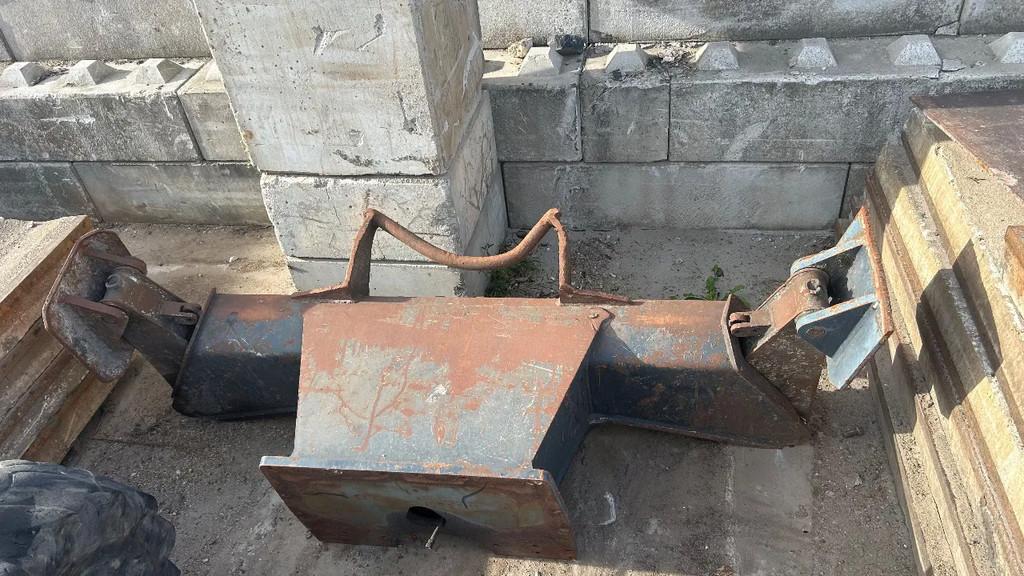 Komatsu Sprij steunpoten mobiele kraan pw 180, Zakelijke goederen