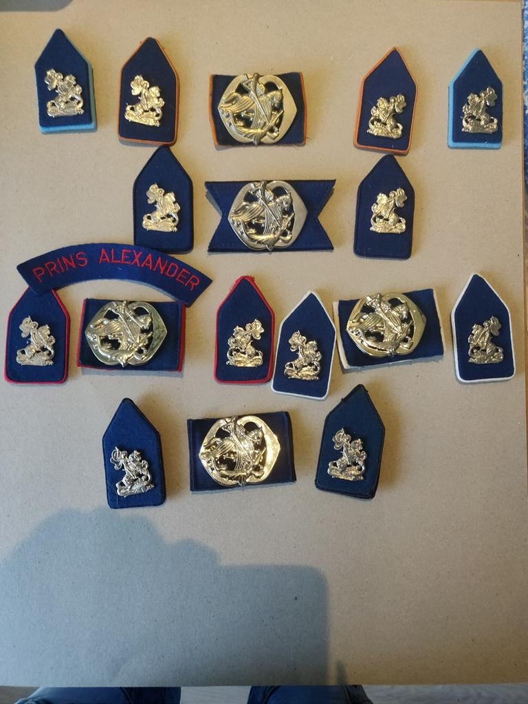 Collectie huzaren, Ophalen of Verzenden, Landmacht, Nederland, Embleem of Badge