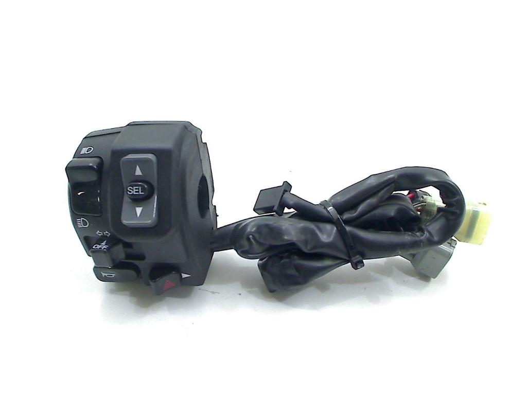 STUURSCHAKELAAR LINKS Kawasaki Z 900 2020-2024 (Z900 ZR900), Dhr. S. di Majo, Gebruikt, Info@cama-motorparts.nl, P.J. Troelstraweg 8 8
3144 CX  MAASSLUIS, NL