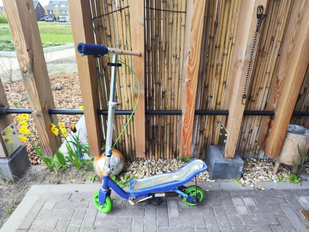 Blauwe Space scooter junior step met groene wielen, Ophalen, Gebruikt, Gewone step, Space Scooter