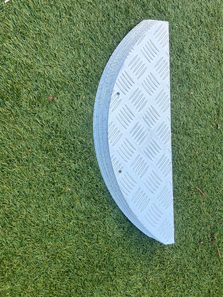 Aluminium traanplaat trapbeschermer 13x, Doe-het-zelf en Verbouw, Ladders en Trappen, Gebruikt, Trap, Minder dan 2 meter, Ophalen