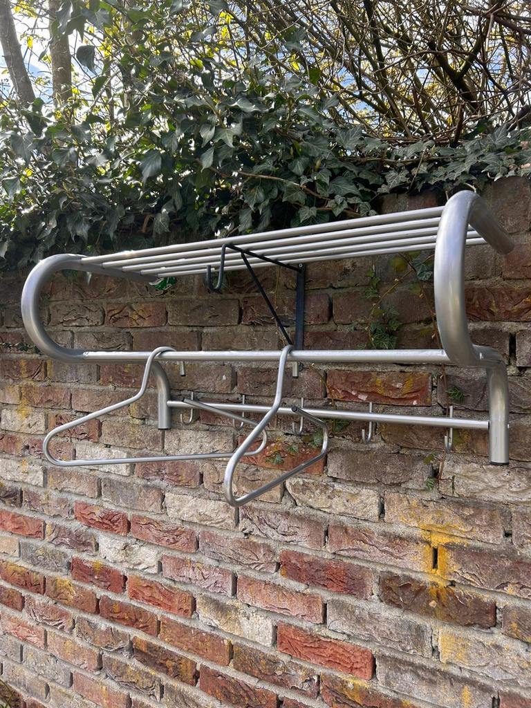 Metalen wandkapstok, Ophalen, Gebruikt, Wandkapstok, Minder dan 100 cm