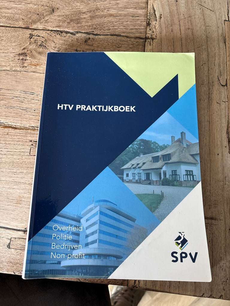 HTV Praktijkboek - Sanctionerend Optreden & Dienstverlening, Boeken, Ophalen of Verzenden, Gamma, Zo goed als nieuw, MBO