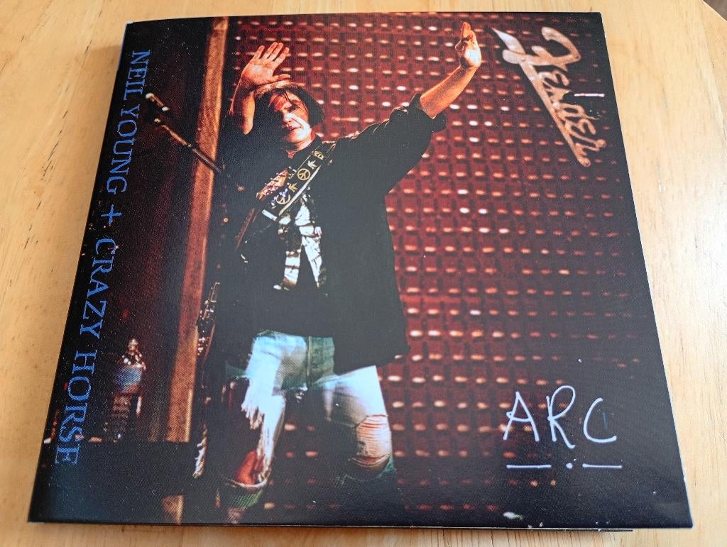 CD Neil Young + Crazy Horse - ARC, Verzenden, Zo goed als nieuw, Poprock