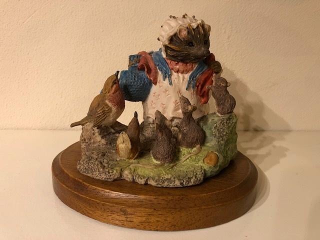Beatrix Potter Beeldje Egel Mrs Tiggy-Winkle John Beswick, Ophalen of Verzenden, Zo goed als nieuw, Dier