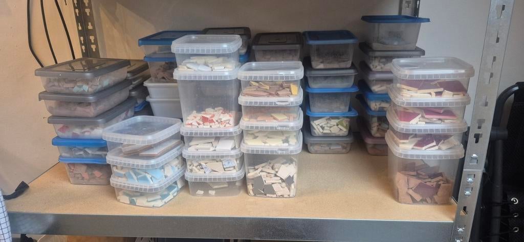 Grote partij mozaiek tegels en benodigdheden, Ophalen