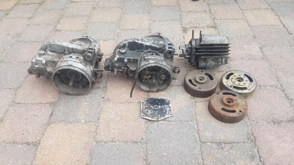 2 Sachs 504 blokken voor onderdelen of revisie, Ophalen of Verzenden, Gebruikt, Blok, Overige merken