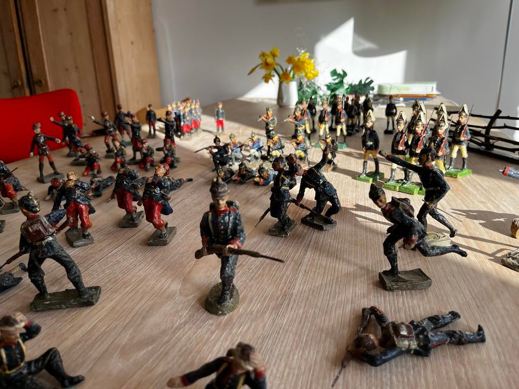 Speelgoedsoldaatjes WOI - Ruim 80 Franse en Duitse soldaten, Ophalen of Verzenden, Gebruikt