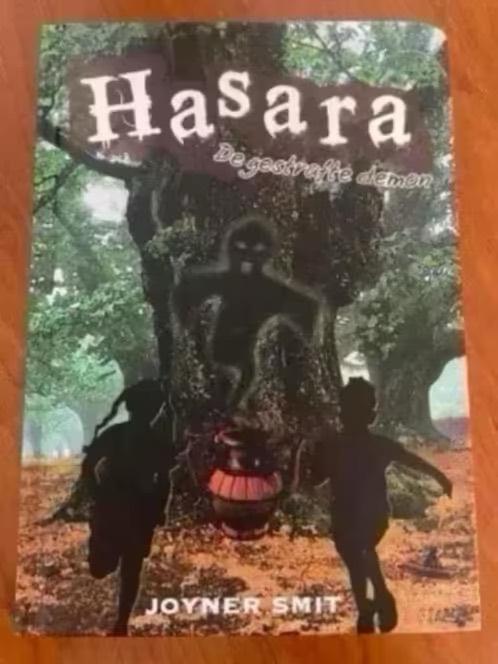 Joyner Smit - HASARA, Ophalen of Verzenden, Zo goed als nieuw, Fictie algemeen