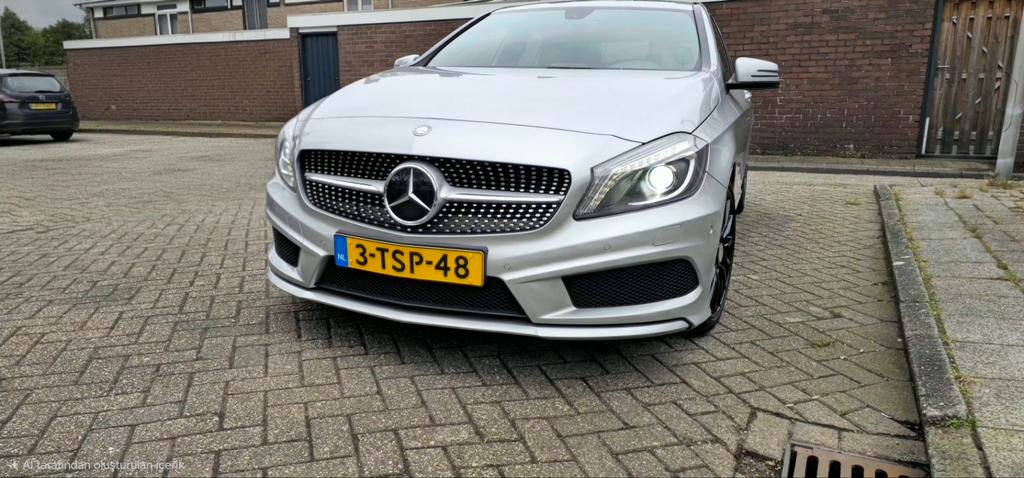 Mercedes-Benz A180 Amg 2014, Auto's, Mercedes-Benz, Zwart, 1600 cc, 123 pk, Parkeersensor