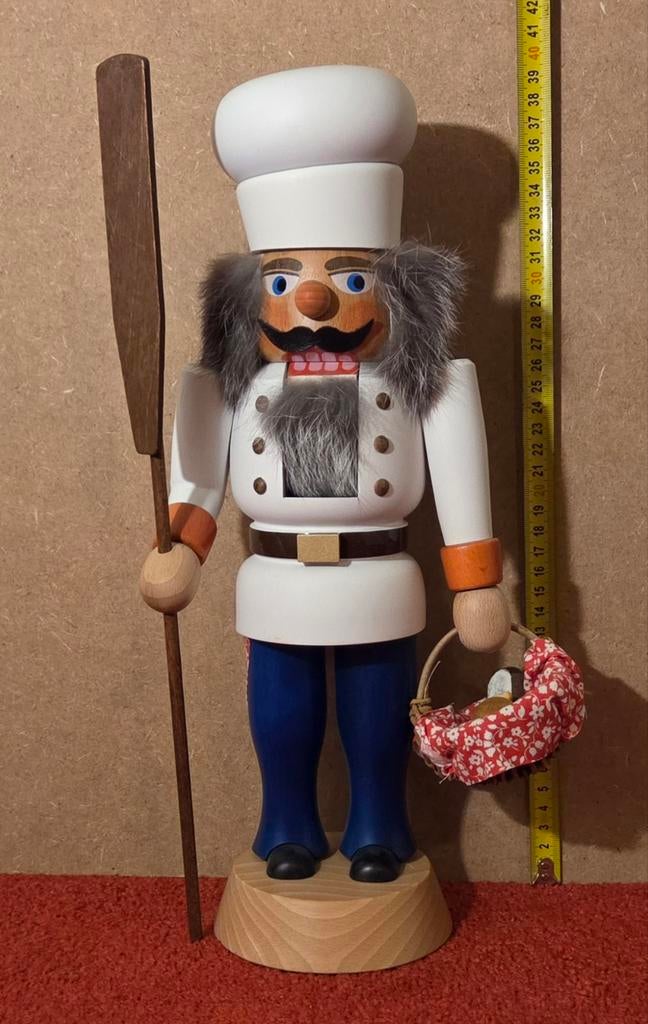 Notenkraker Bakker van de firma Straco uit het Ertsgebergte, Ophalen of Verzenden