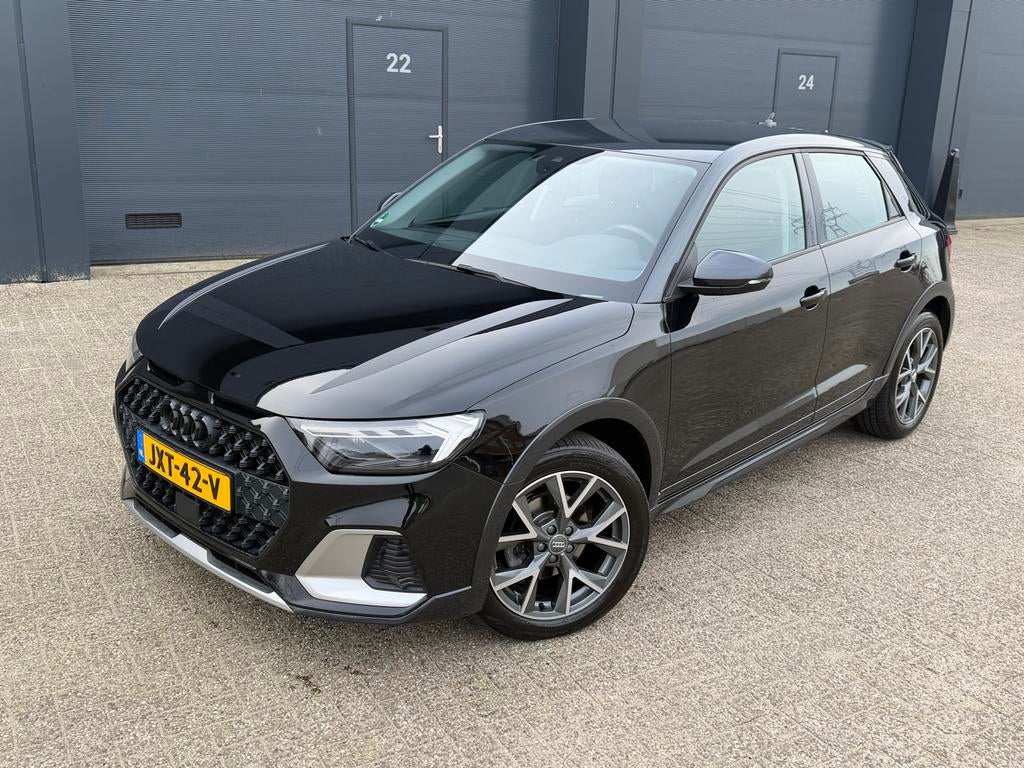 Audi A1 Citycarver 116PKAutomaat Matrix/Led/Vritual 2020, USB, Zwart, Bedrijf, 115 pk