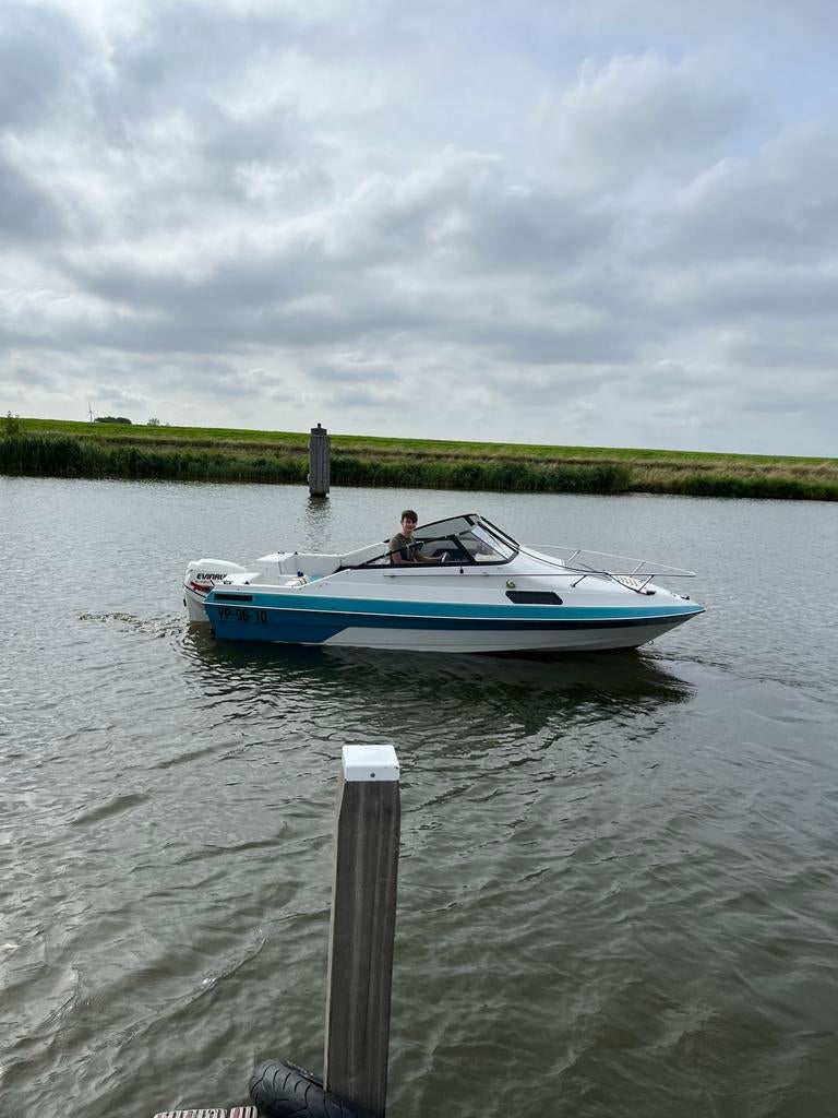 Invader cuddy cabine 115 pk evinrude etec HO. Trailer, Watersport en Boten, Speedboten, Zo goed als nieuw, 6 meter of meer, Benzine