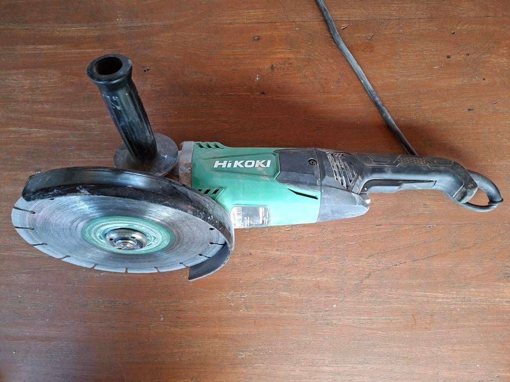 Te huur grote haakse slijper, Ophalen, Zo goed als nieuw, 1000 watt of meer, Haakse handslijpmachine