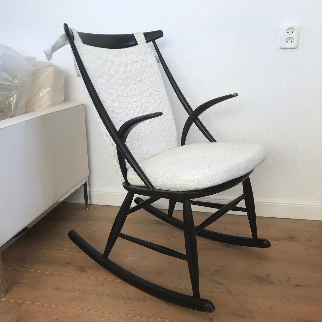 Vintage schommelstoel stoel Illum Wikkelso IW3 N Eilersen, Huis en Inrichting, Fauteuils, Ophalen, Gebruikt, 75 tot 100 cm, Nvt