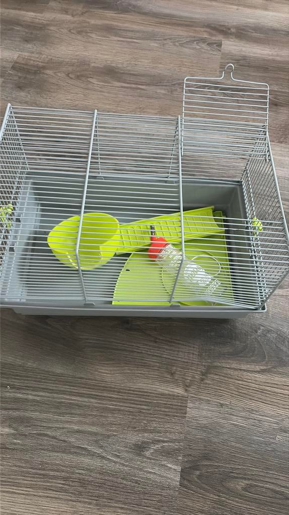 Hamsterkooi, Dieren en Toebehoren, Knaagdieren en Konijnen | Hokken en Kooien, Kooi, Minder dan 75 cm, Zo goed als nieuw, Hamster