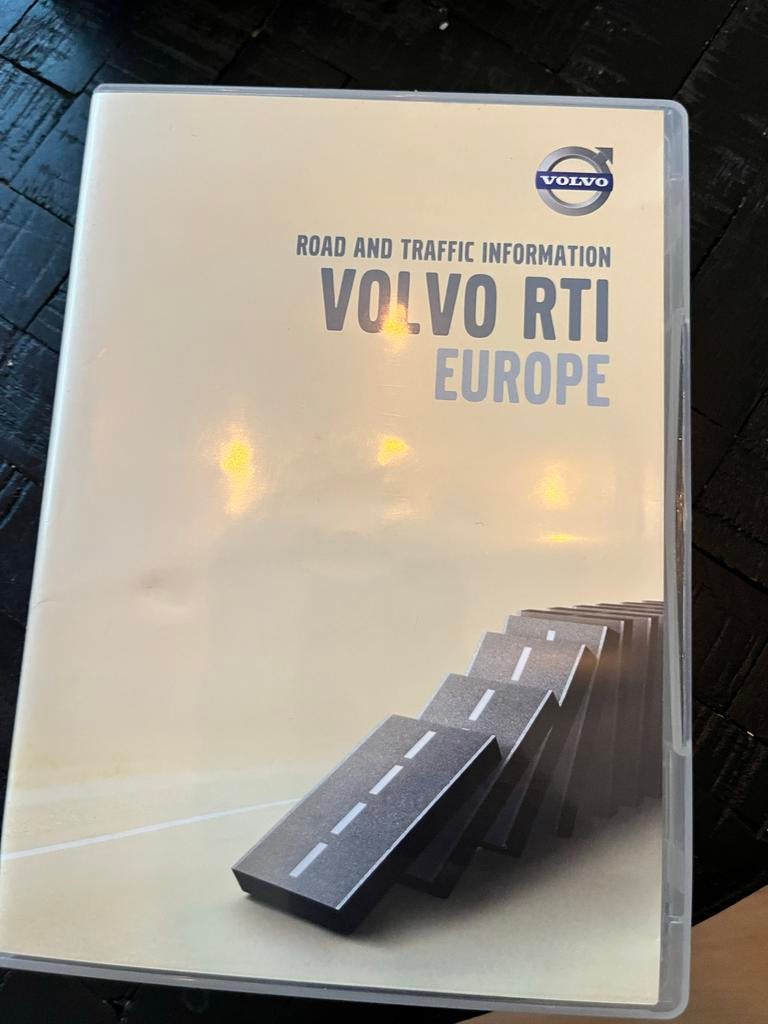 Volvo RTI Europa Navigatie DVD - Update, Ophalen of Verzenden, Gebruikt, Heel Europa, Update