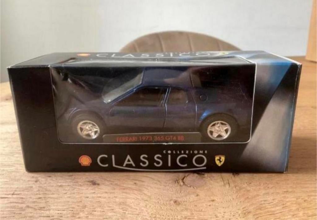 Ferrari 365 GT4 BB schaalmodel – blauw – met displaydoos, Ophalen of Verzenden, Zo goed als nieuw, Auto, Overige merken