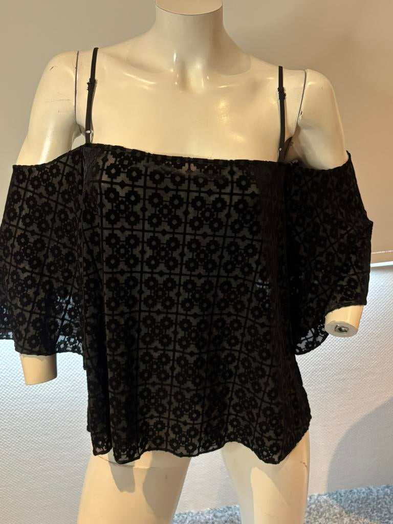 Bailey 44 top met open schouders maat l, ., Zwart, Ophalen of Verzenden, Zo goed als nieuw