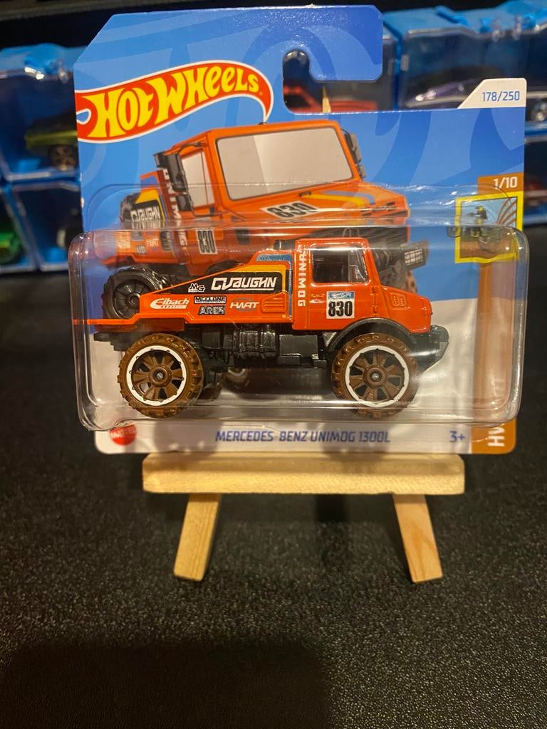 Hot Wheels Mercedes Benz Unimog 1300L HW DIRT 2024, Ophalen of Verzenden, Nieuw, Bus of Vrachtwagen