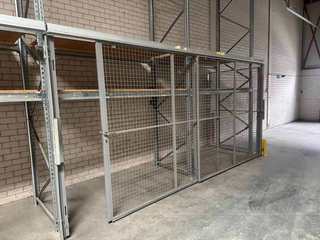 Metalen magazijnkast met gaasdeuren, Ophalen of Verzenden