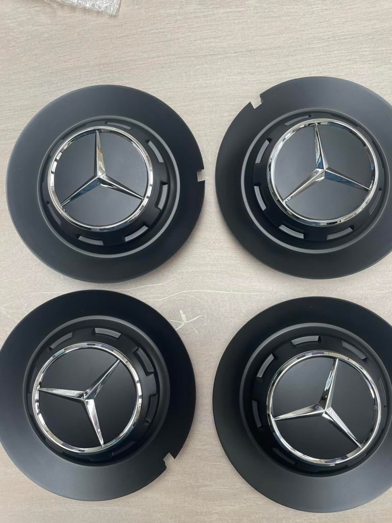 Nieuwe mercedes amg gt mat zwarte naafdoppen, 145mm,, Ophalen of Verzenden, Nieuw