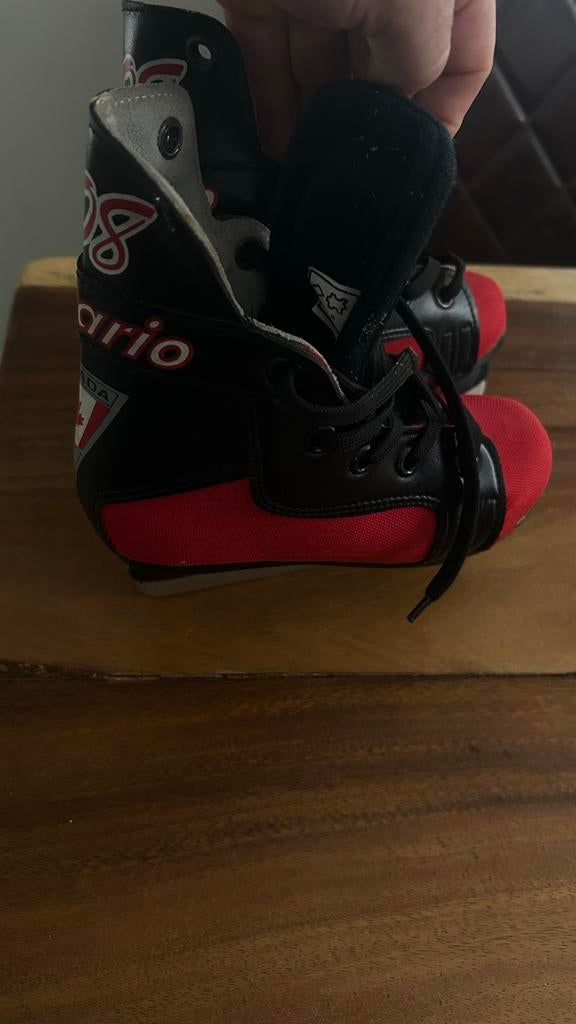 Ontario kinderschaatsen maat 30, Sport en Fitness, Schaatsen, Ophalen of Verzenden, Gebruikt, IJshockeyschaatsen, Overige merken