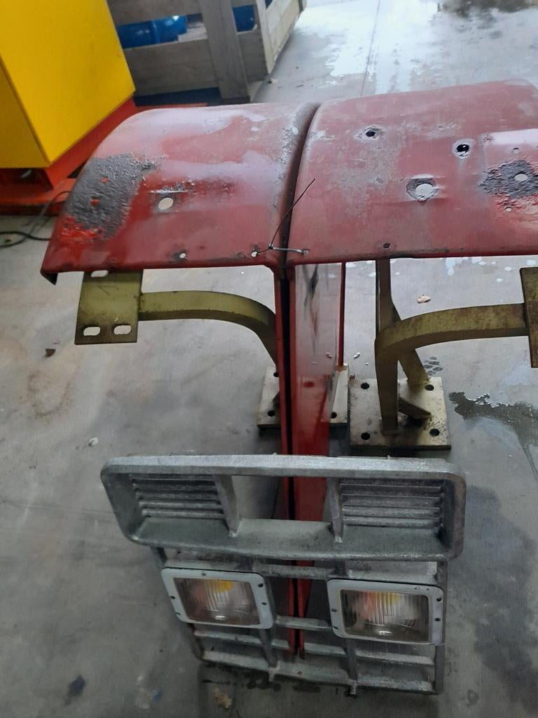 Ihc international  case ih R30 spatborden gril 633 beug, Ophalen