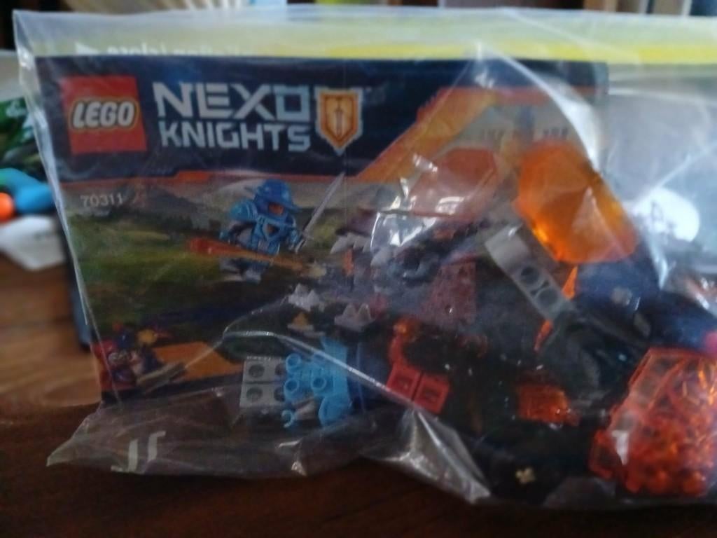 lego nexo knights 70311, Ophalen, Zo goed als nieuw, Complete set, Lego