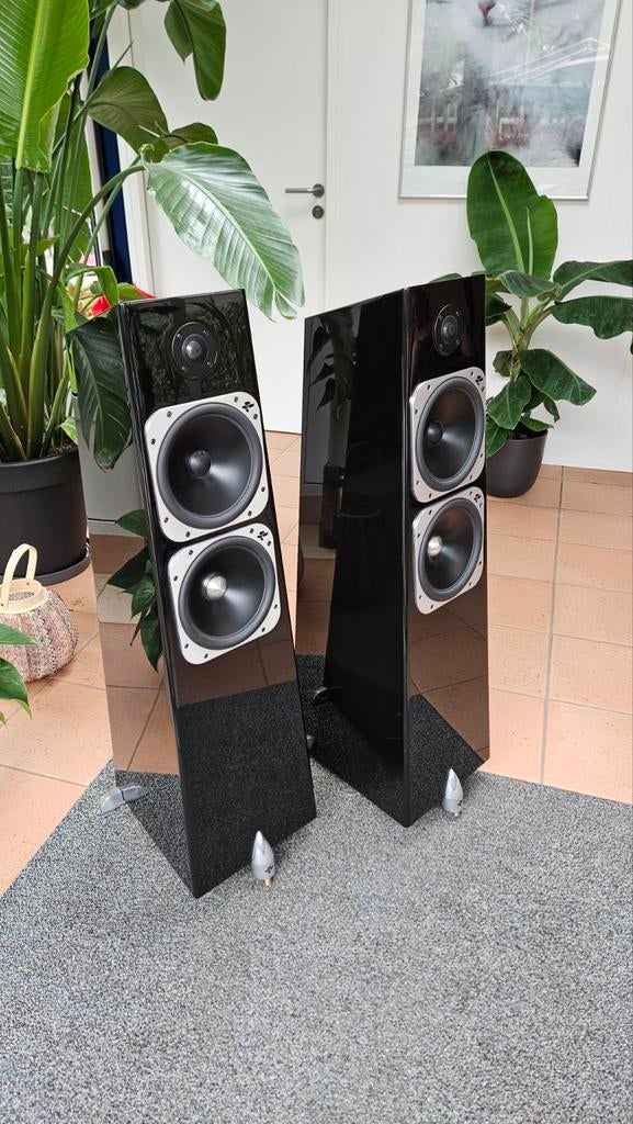 Totem Acoustic Element Earth high-end luidsprekers, Overige merken, Ophalen of Verzenden, Zo goed als nieuw, 120 watt of meer