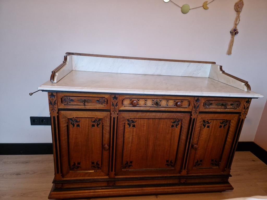 Commodekast met marmeren blad, Ophalen, Gebruikt, Overige materialen, 100 tot 150 cm