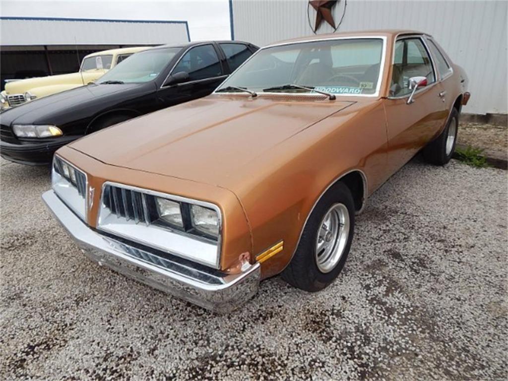 Chevrolet Monza / Pontiac Sunbird 1979 alleen kale Body, Ophalen, Voor, Nieuw, Spatbord